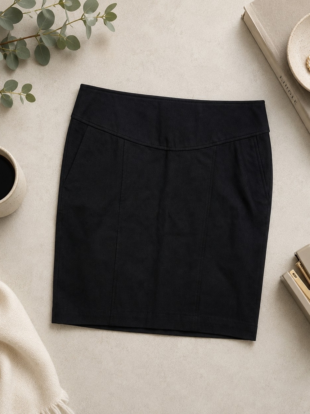 NWT Banana Republic Black Pencil Skirt Size 12 Career Office Business Classic